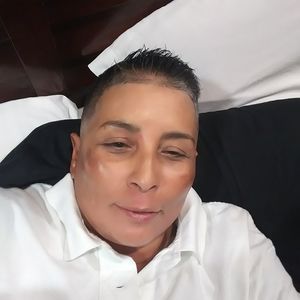 Meet your Posher, Viola